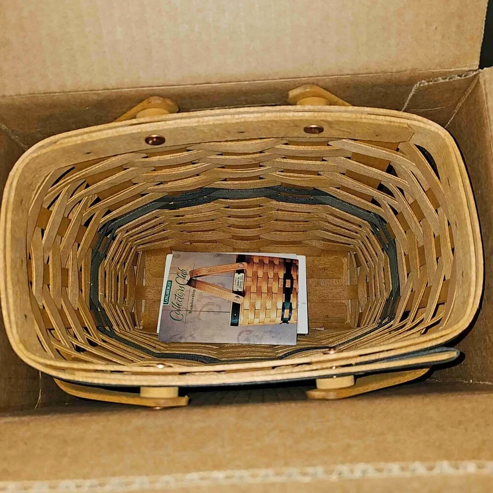 NIB Longaberger 1996 Charter Member Collectors Club Membership Basket‎ New